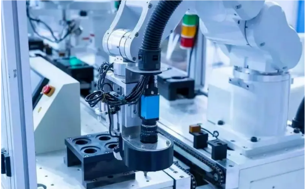工業自動化機器人控制系統中使用的工業三防筆記本電腦開機電源指示燈亮，但系統不運行怎么辦？
