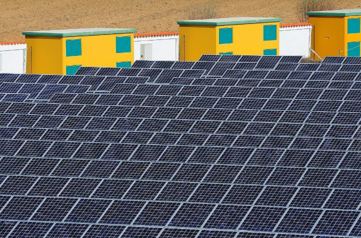 太陽能光伏電站監測系統|加固型平板電腦應用