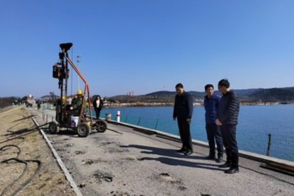 青島市三防平板電腦.png