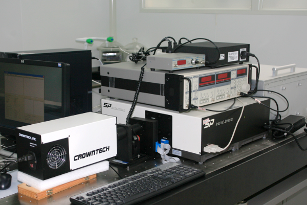 多pcie擴(kuò)展加固筆記本，助力電子材料光電測試高效升級